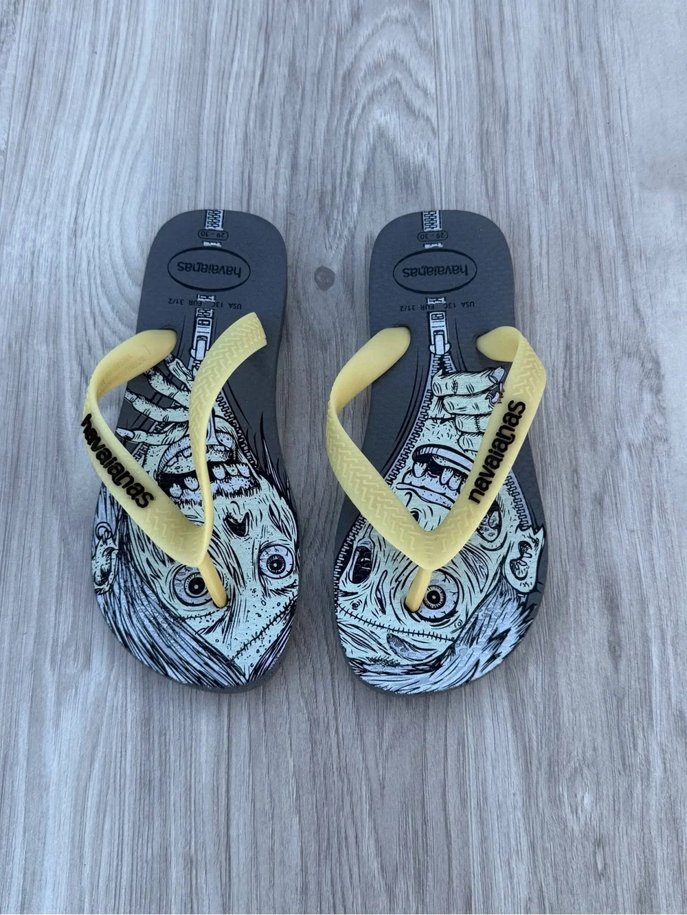 Havaianas Kids Flip Flops - Two Pairs